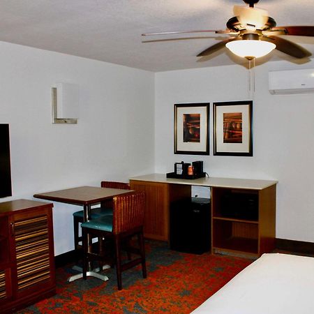 Seafarer Inn & Suites, Ascend Hotel Collection Jekyll Island Eksteriør bilde